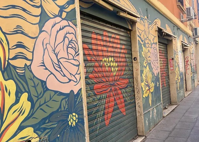 Boho A San Lorenzo ,quartiere Della Street Art רומא